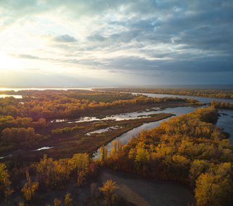 Поджабный в осеннем золоте