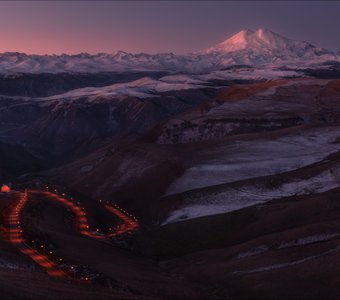 Утро с видом на Эльбрус