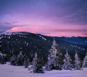 Черногорский хребет