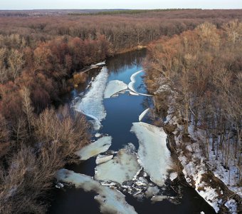 Ледоход на реке Вороне