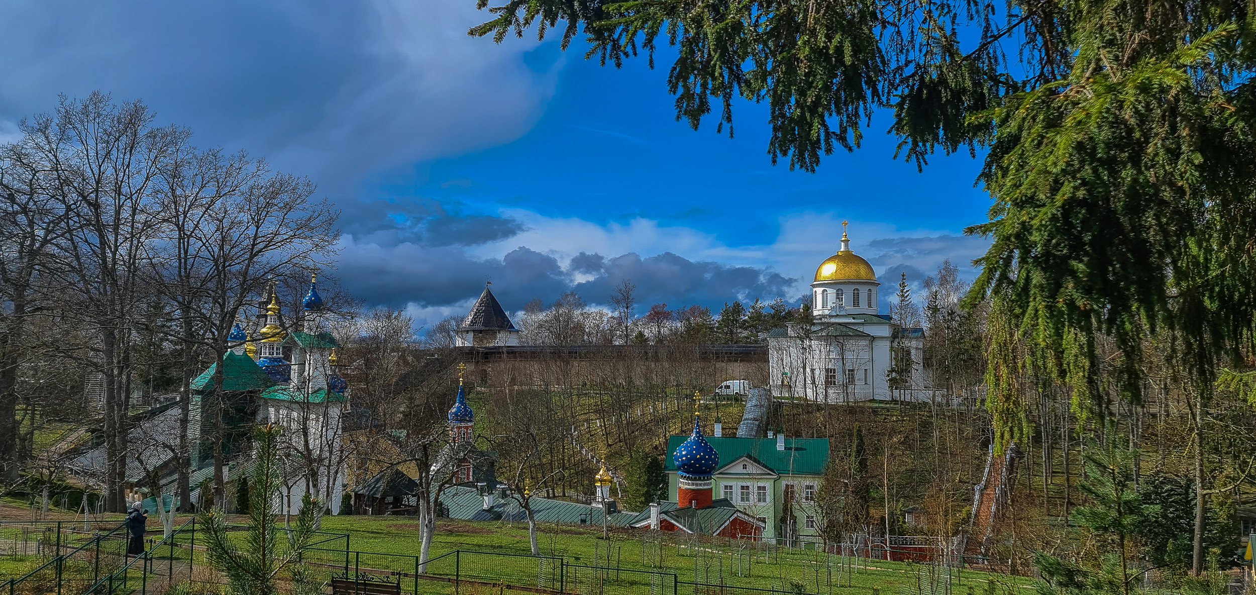 Свято-Успенский Псково-Печерский монастырь