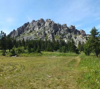 Откликной гребень, лето