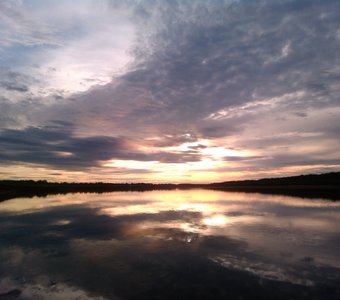 Закат на реке Лена