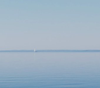 Ладожское озеро. Рассветная дымка.