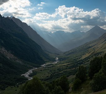 Вид на ущелье