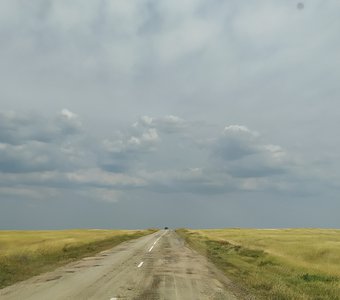 Дорога к августовскому морю