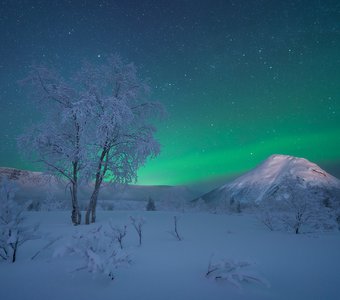 Хибины под покровом ночи.