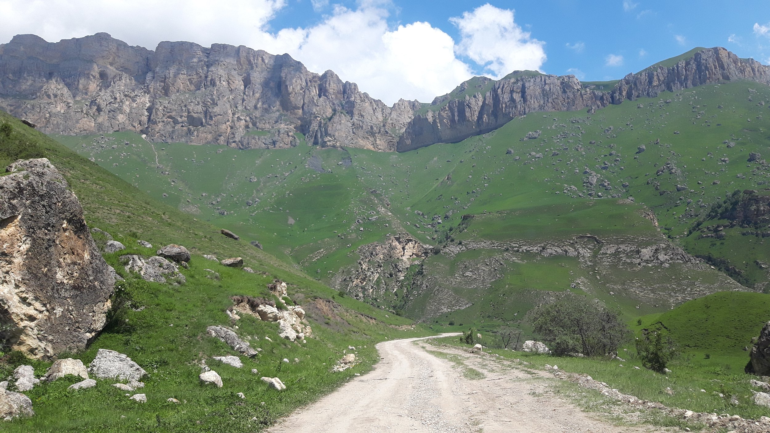 Приэльбрусье. Дорога через перевал Актопрак