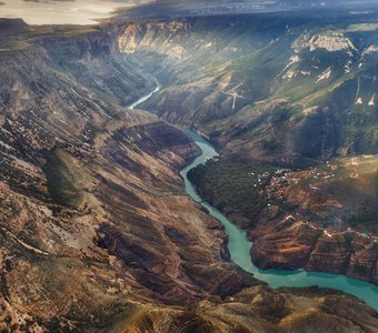 Сулакский каньон с высоты птичьего полёта.