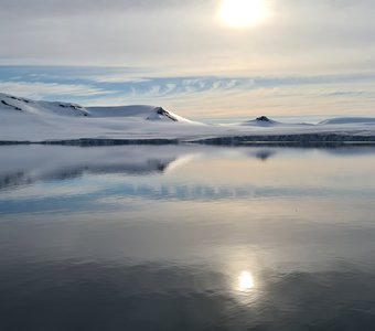 Идеальная гладь Северного Ледовитого океана