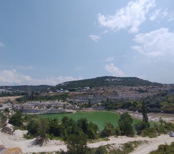 меловое озеро Св.Климента (Инкерман)