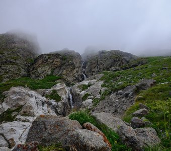 Туманные горы Безенги.