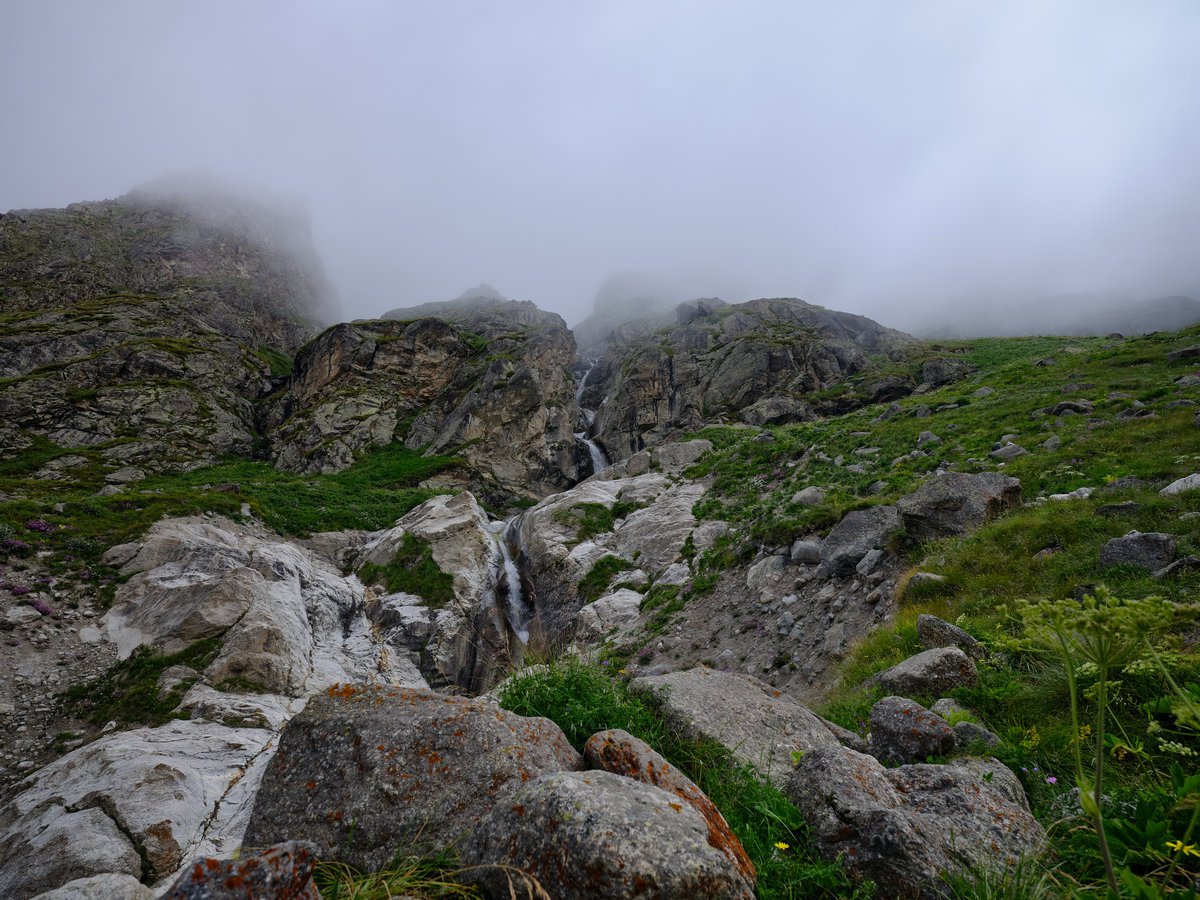 Туманные горы Безенги