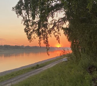 Река Томь и закат над ней
