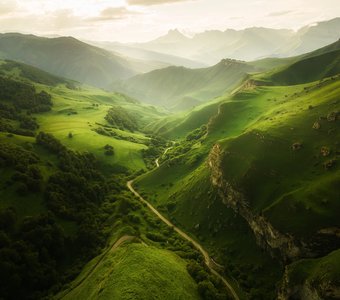 Краски лета в горах Кавказа