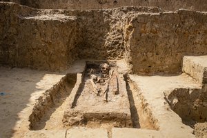 Самые интересные находки археологов на Таманском полуострове: иранское оружие и культ Афродиты