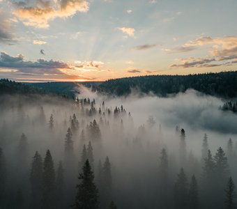 Рассвет на Усьвинских столбах