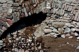 В Мексике археологам пришлось перезахоронить необычную находку