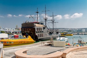 Кипр открывает визовые центры в России