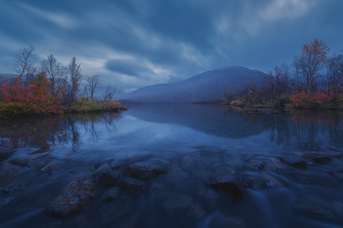 Синева. Сінева. Предрассветное небо. Синева фото.