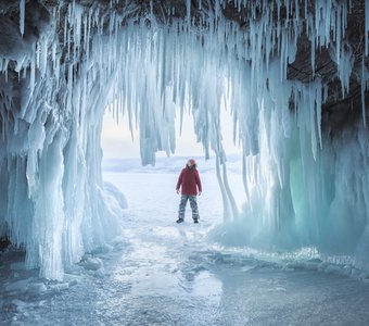 Ледяные миры Байкала