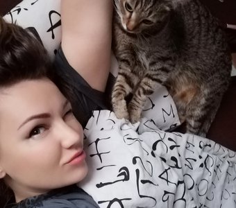 Спим, едим, все делаем вместе🙃