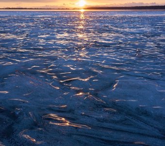 Лёд озера Котельное