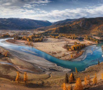 Утро на реке Аргут