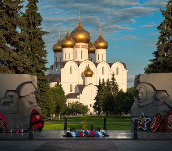 Монумент «Вечный огонь». Город Ярославль (Россия)