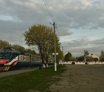 Станция во время рассвета