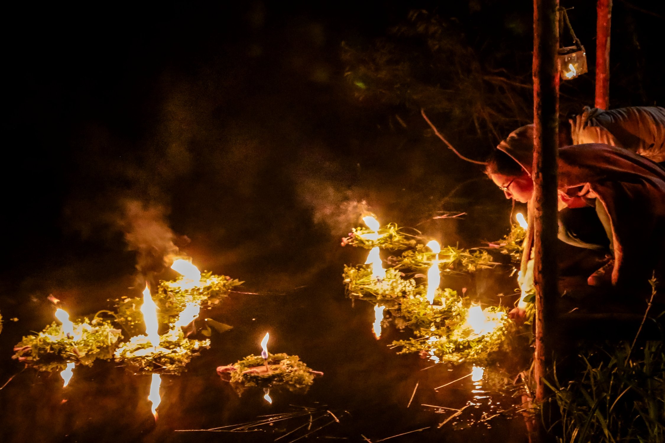 Раз в Купальский вечерок девушки гадали