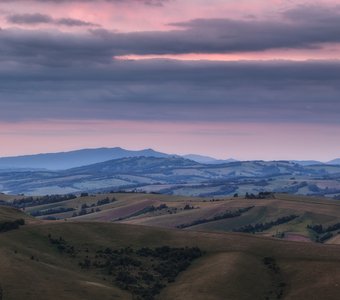 Пурпурные холмы Горно-Алтайска