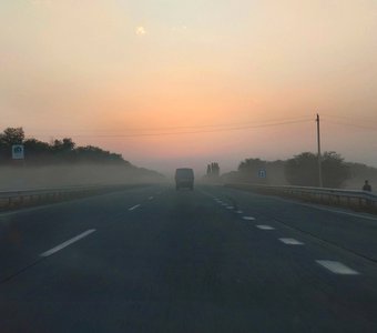 Закат в тумане