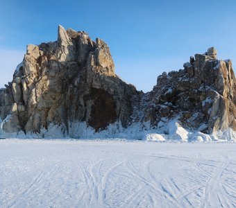 Великие скалы зимнего Байкала!