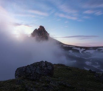 Рассвет в горах