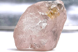 В Анголе обнаружили крупнейший за последние 300 лет розовый алмаз