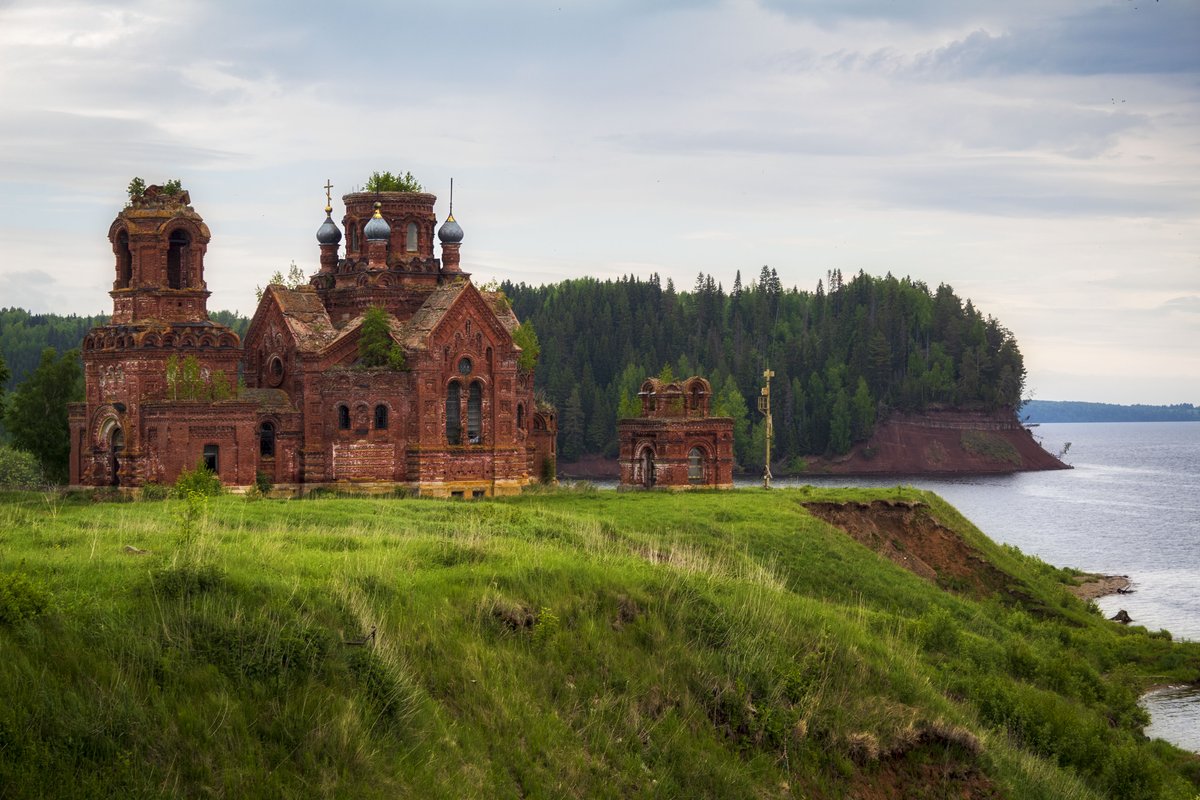 Погода романово пермский край усольский. Село Таман Усольский район Пермский край. Село Таман Пермский край храм.