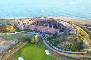 Заброшенный викторианский форт превратят в элитный комплекс из 26 домов