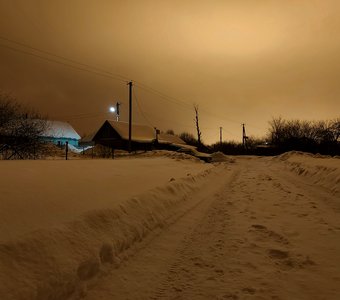 Зимняя ночь в деревне.