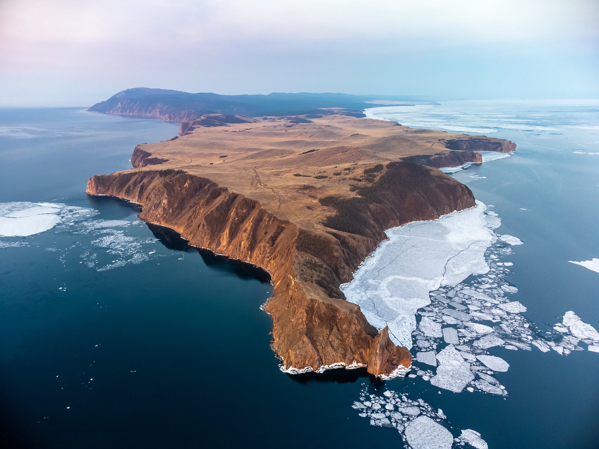 Остров хонсю 5 букв сканворд. Самый Северный остров. Остров Хонсю. Самая Северная точка Байкала. Самая Северная точка в мире.