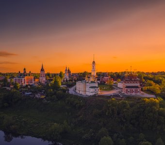 Преображенский мужской монастырь в городе Белёве.