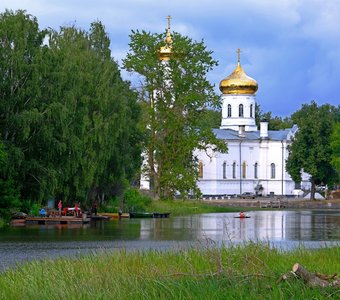 Летний день на канале