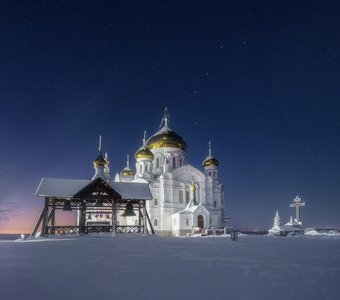 "Ясная ночь в Белогорье"