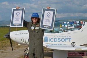 17-летний пилот в одиночку совершил кругосветное путешествие и побил мировые рекорды