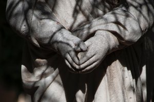 В Мюнхене семилетнюю девочку раздавила упавшая статуя