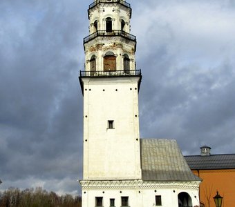 Невьянская Демидовская башня.