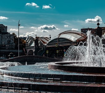 Стеклянный мост