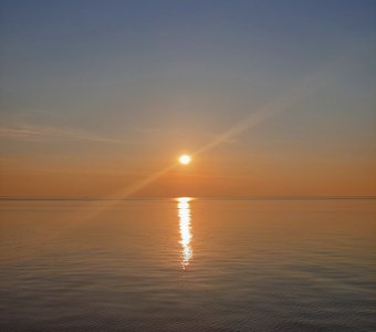 Летний солнечный закат