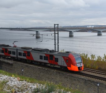 Ласточка лети