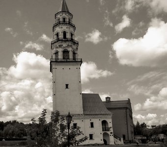 Русская пизанская башня
